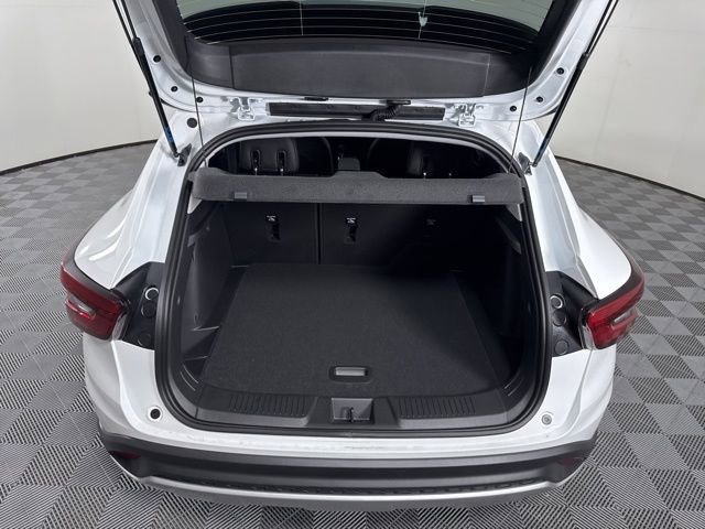 New 2026 Chevrolet Trax LT image 14