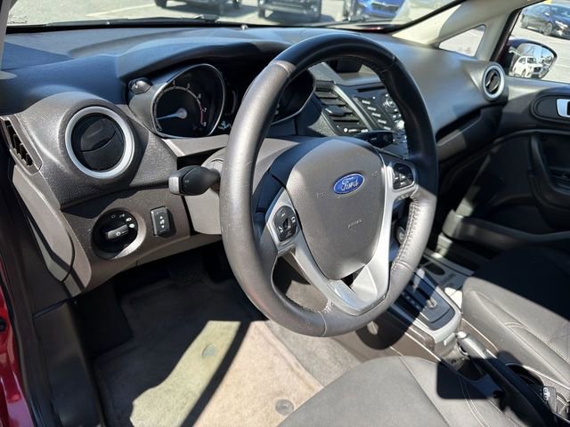 Used 2016 Ford Fiesta SE image 14