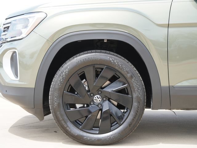 Used 2026 Volkswagen Atlas SE FWD image 8