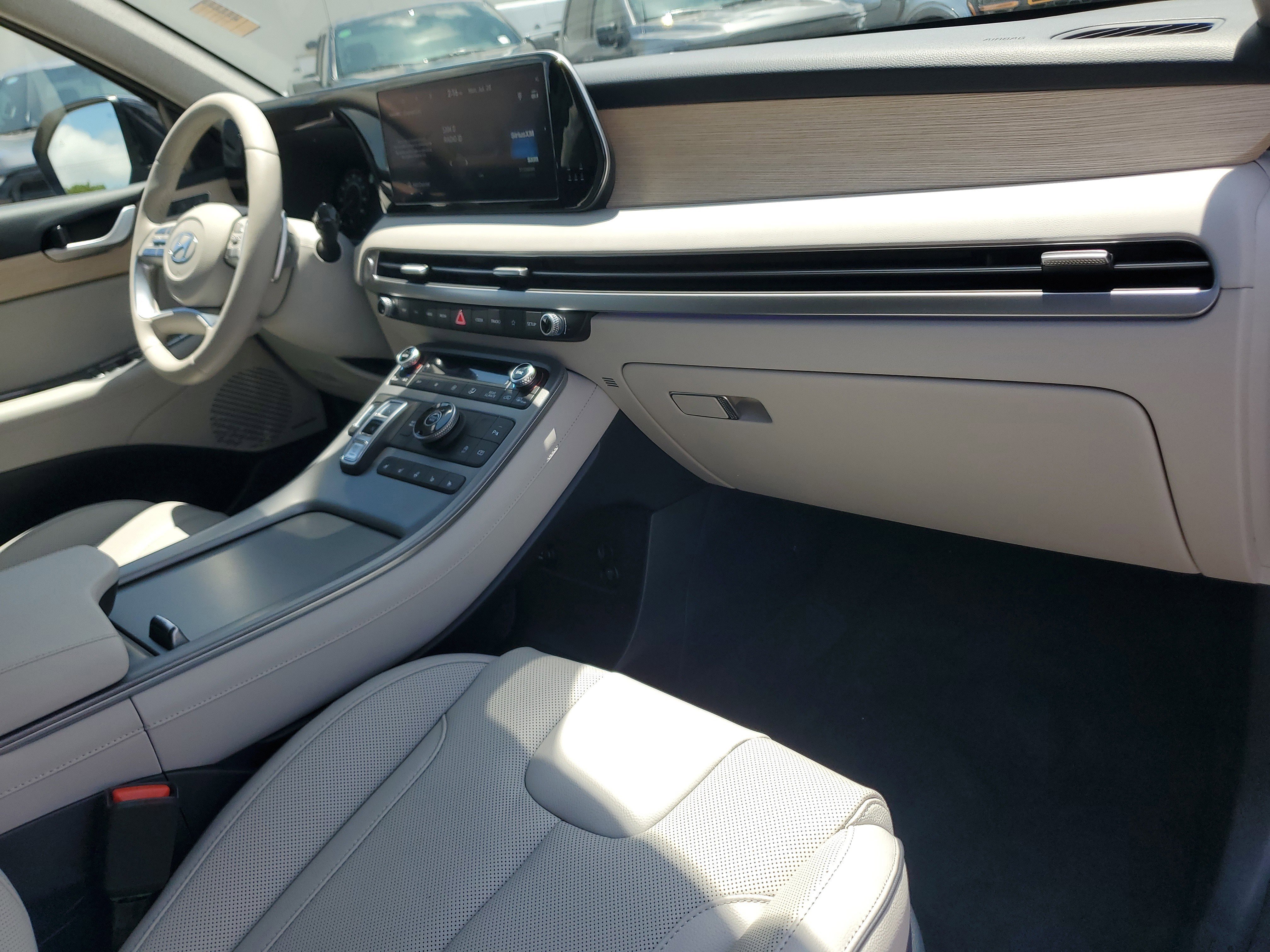 Used 2025 Hyundai Palisade Limited image 21