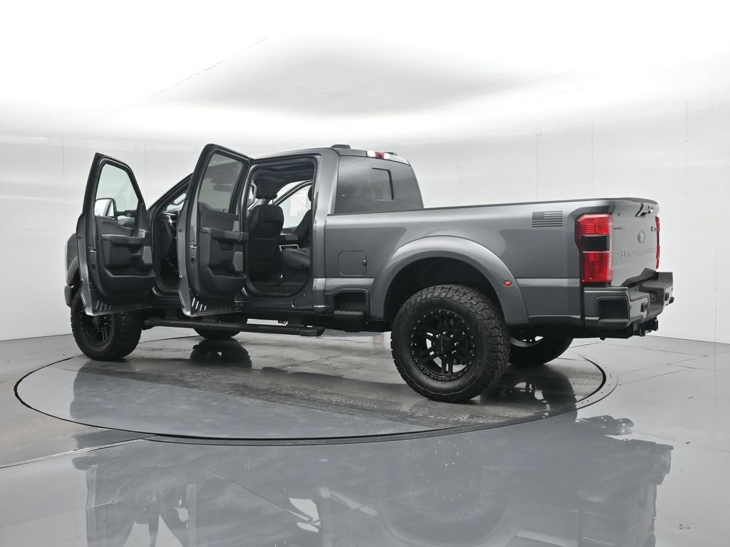 New 2026 Ford F250 Lariat w/ Black Appearance Package AWD/4WD image 37