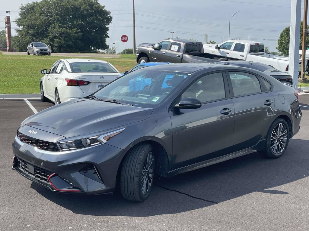 Used 2024 Kia Forte GT-Line w/ GT-Line Premium Package FWD image 7
