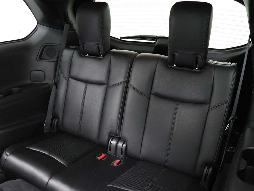 Used 2017 Nissan Pathfinder Platinum w/ Midnight Edition Package image 39