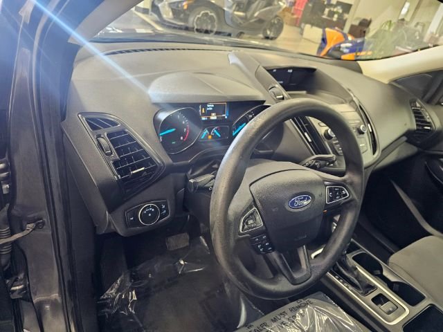 Used 2019 Ford Escape S image 7