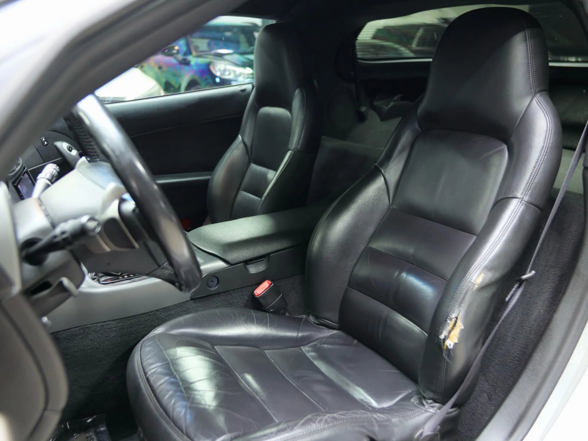 Used 2006 Chevrolet Corvette Coupe image 26