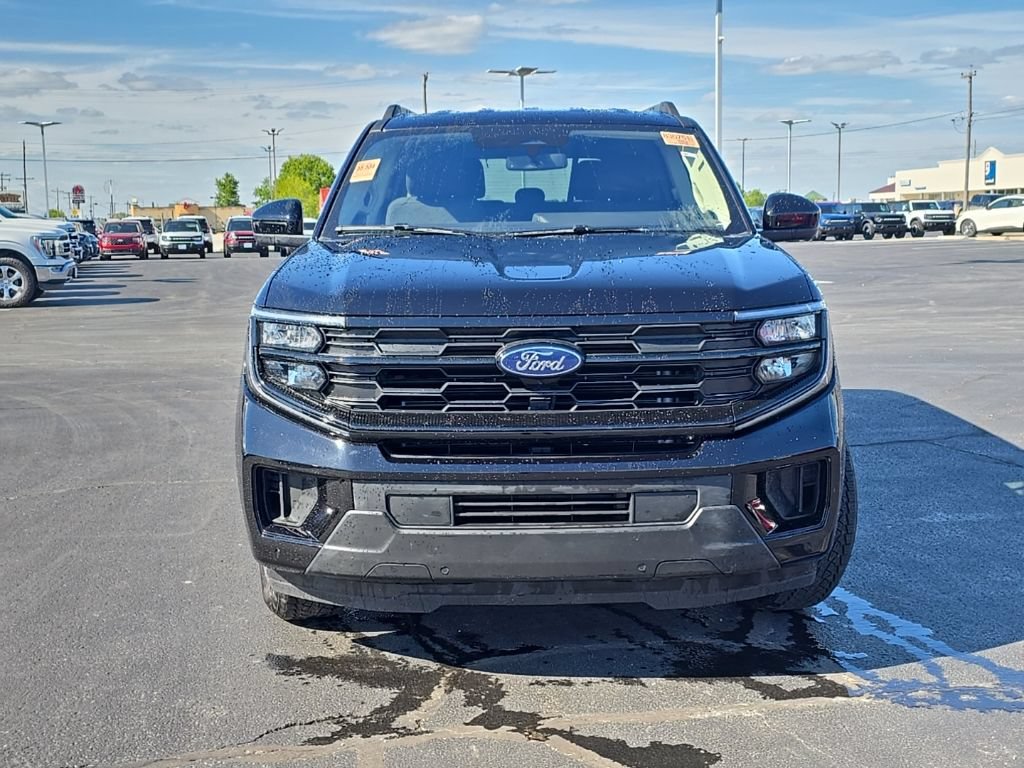 Used 2025 Ford Expedition Max Active AWD/4WD image 60
