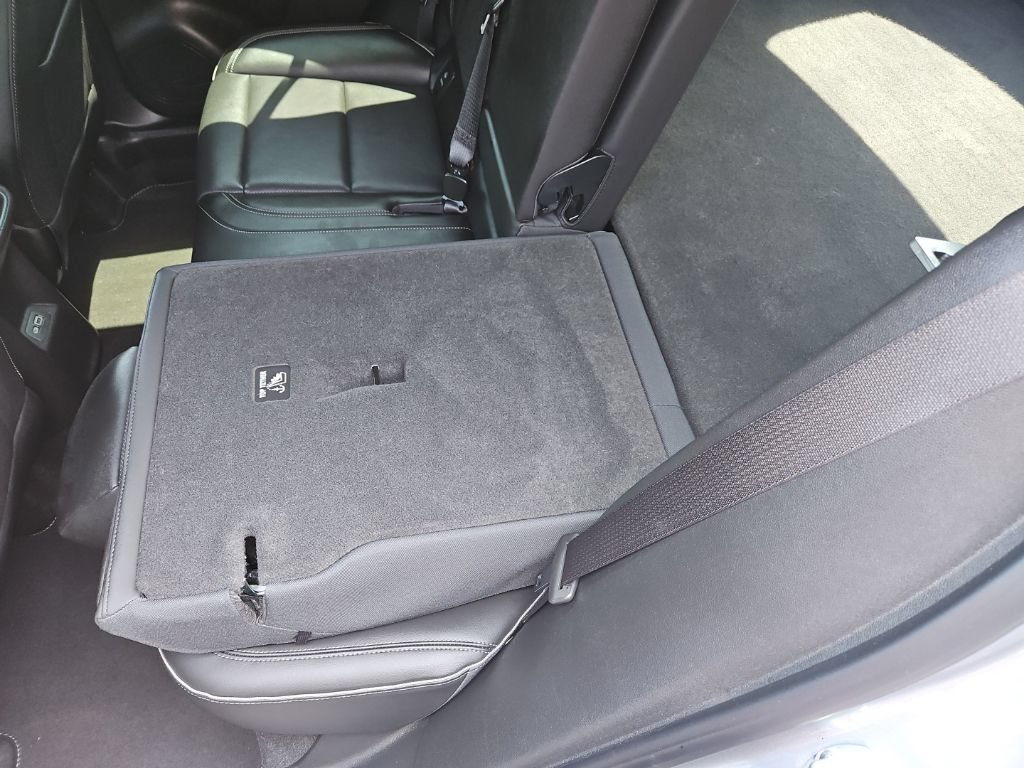 Certified 2023 Buick Envision Essence AWD/4WD image 25