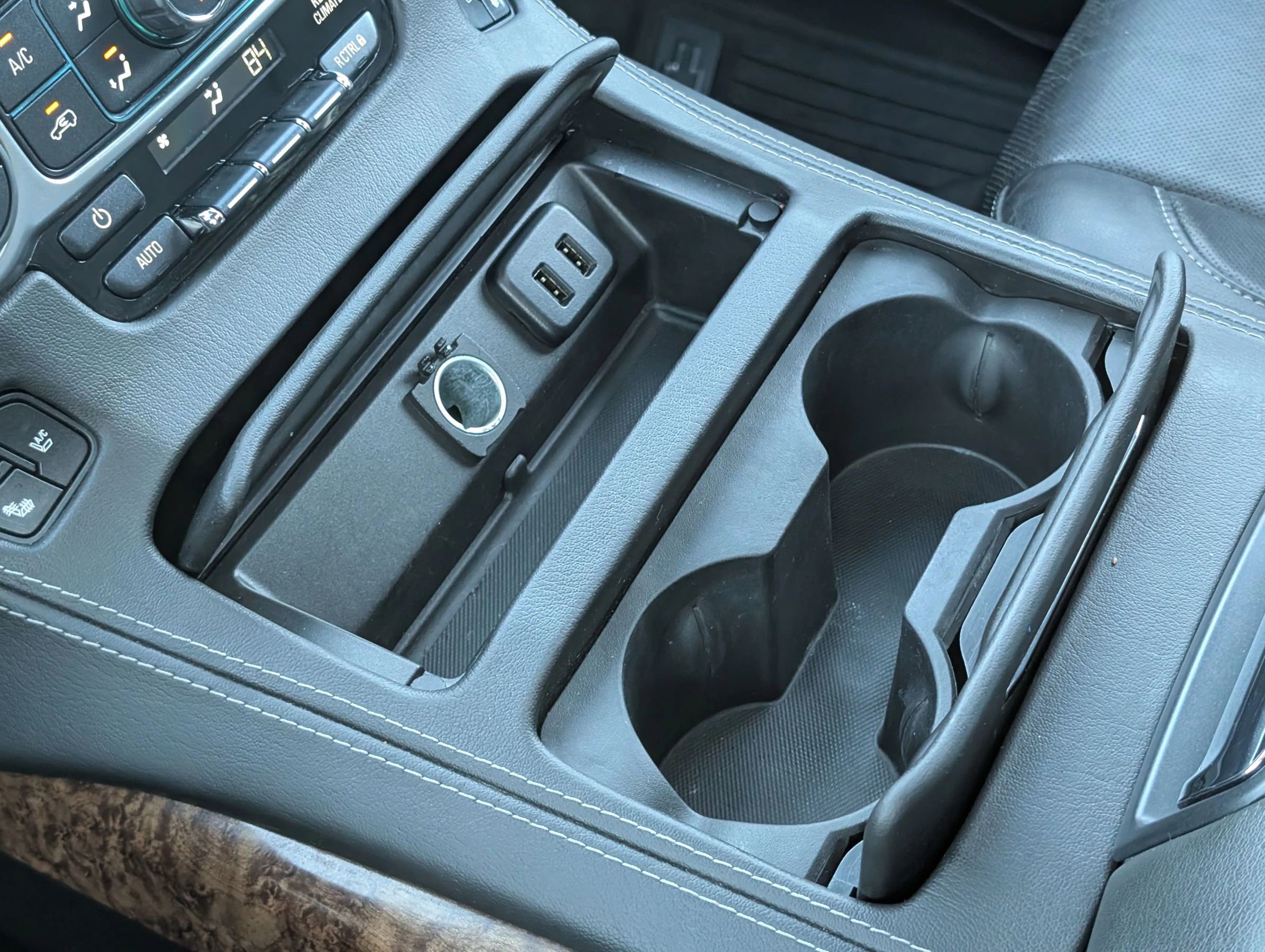 Used 2016 Chevrolet Tahoe LTZ image 30