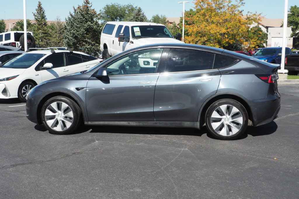 Used 2021 Tesla Model Y Long Range AWD/4WD image 8
