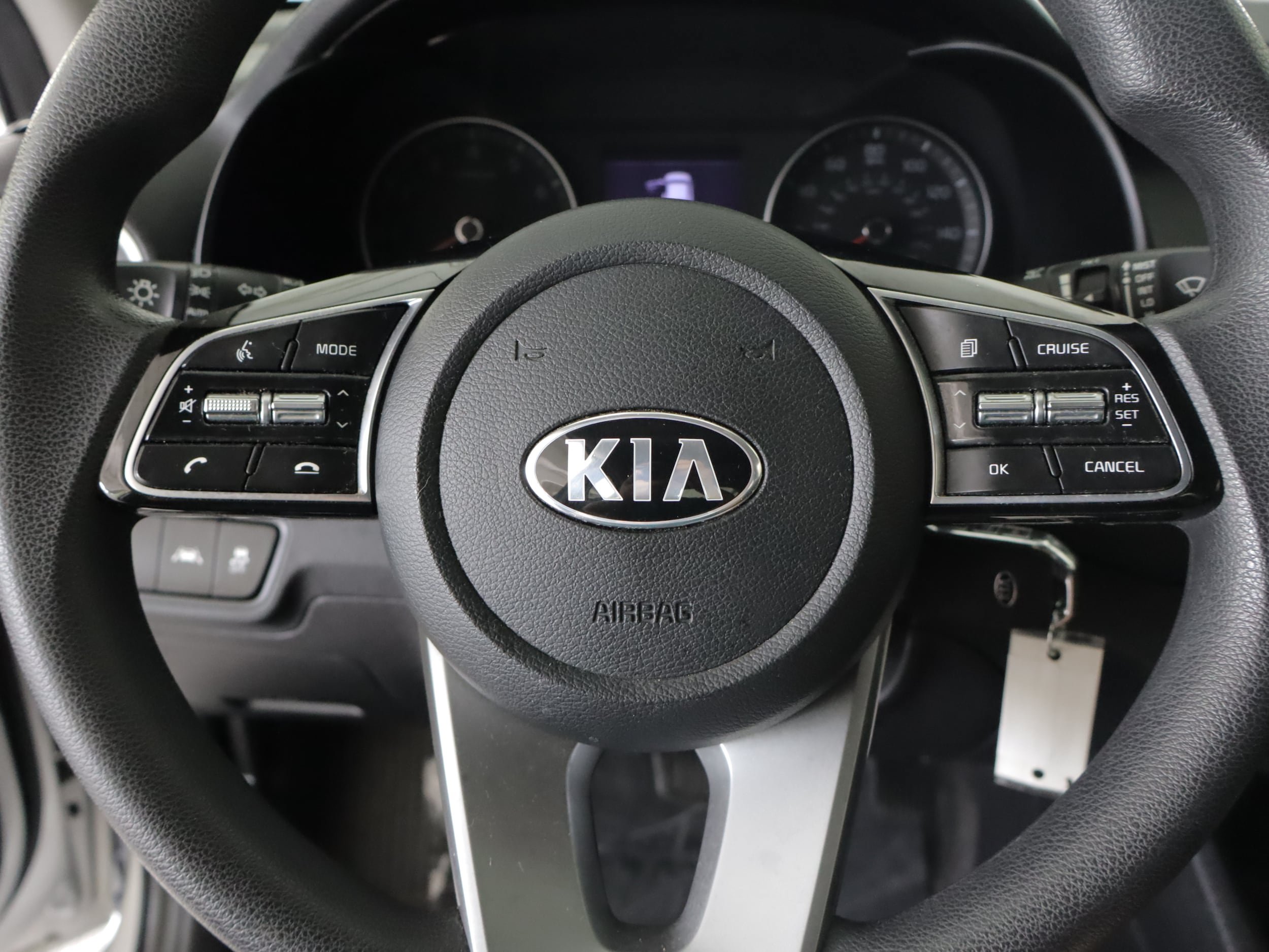 Used 2019 Kia Forte LXS FWD image 10