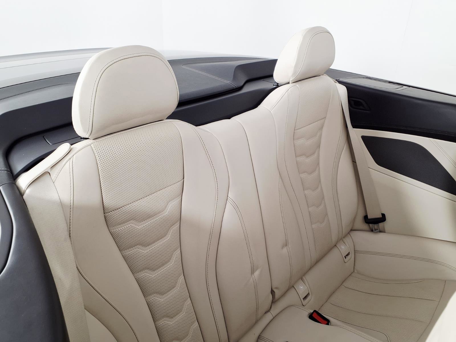 Used 2022 BMW 840i xDrive Convertible w/ Comfort Seating Package AWD/4WD image 11