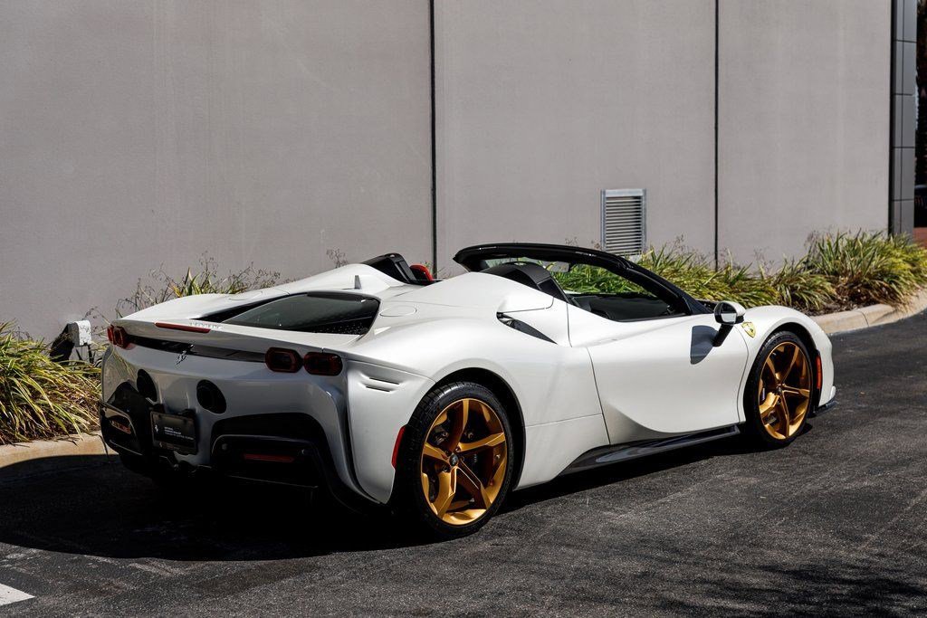 Used 2024 Ferrari SF90 Spider AWD/4WD image 5