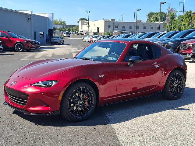 New 2026 MAZDA MX-5 Miata RF Club w/ Weather Package RWD image 3