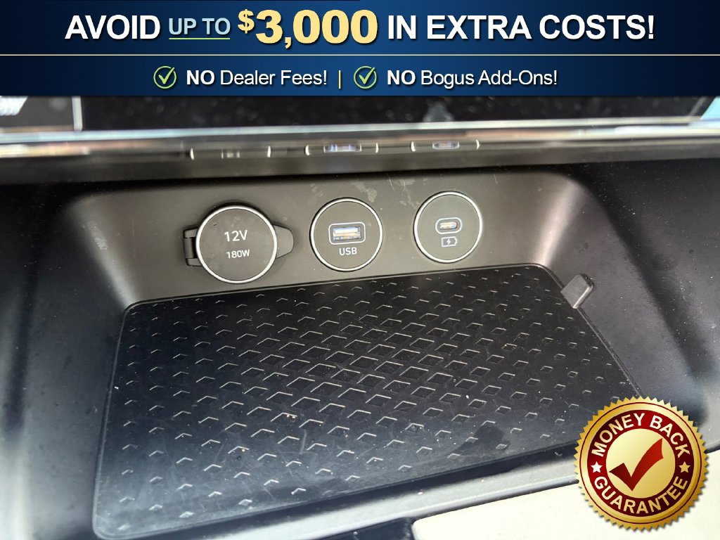 Used 2025 Genesis G70 2.5T AWD/4WD image 30