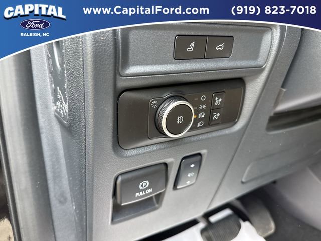 Certified 2024 Ford Expedition Limited image 21