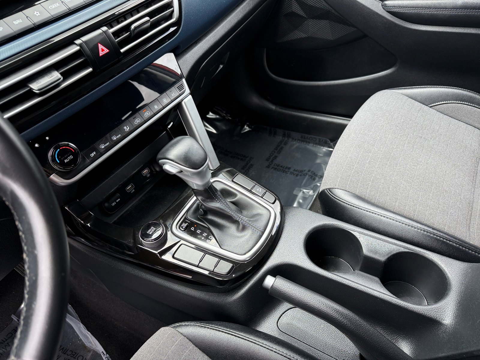 Used 2023 Kia Seltos S w/ Navigation Package FWD image 13