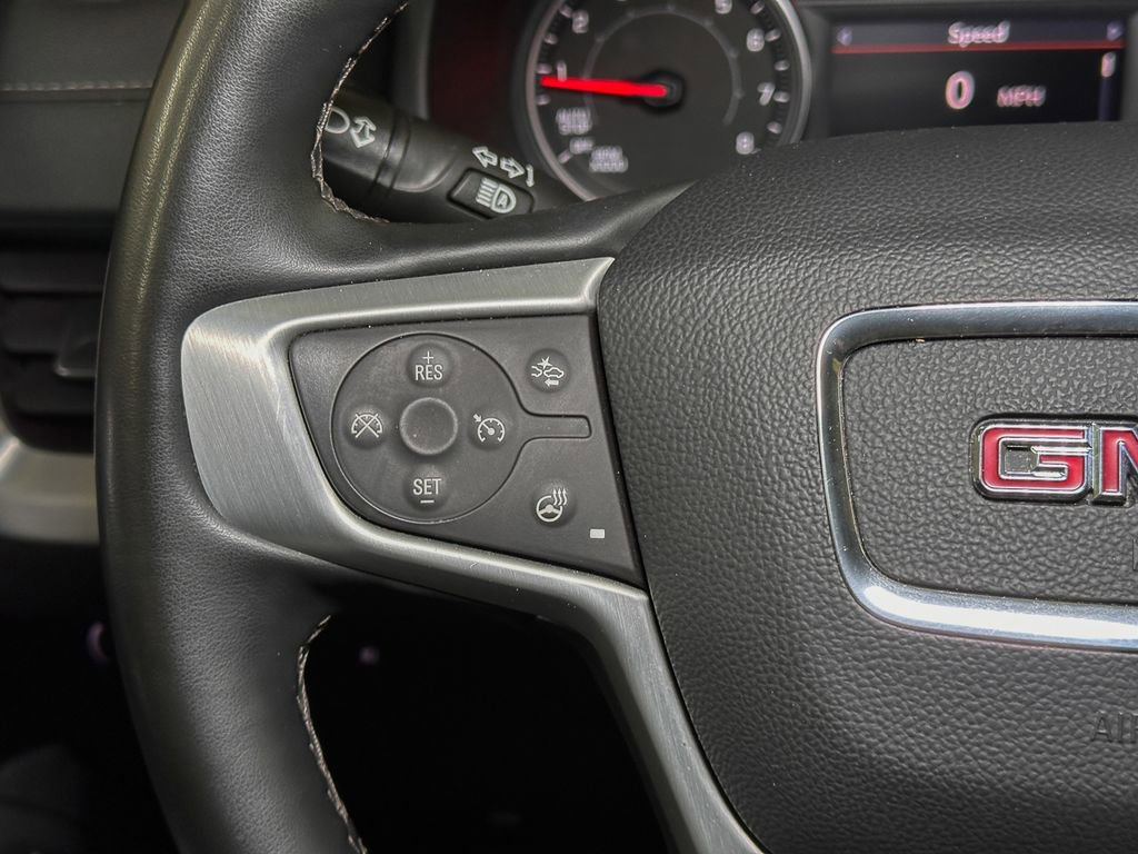 Used 2024 GMC Terrain SLT image 35