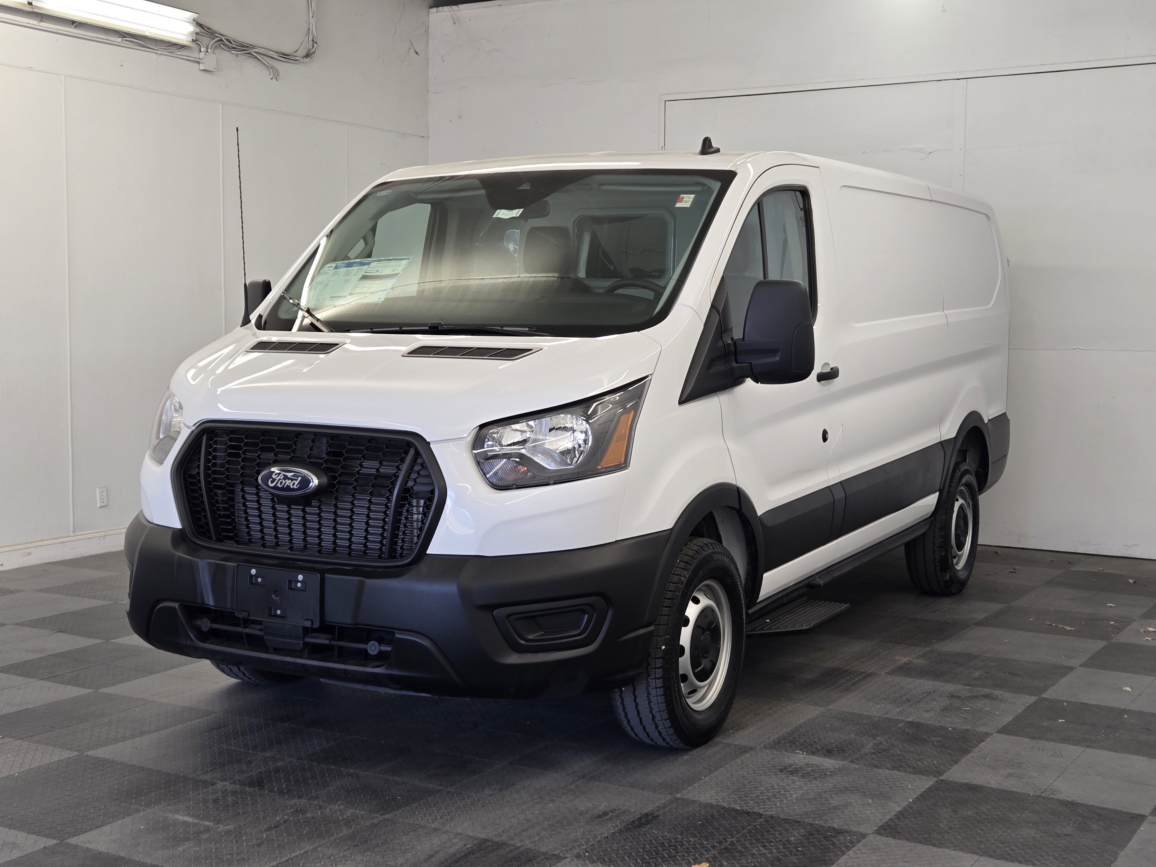 Used 2024 Ford Transit 350 Low Roof image 4