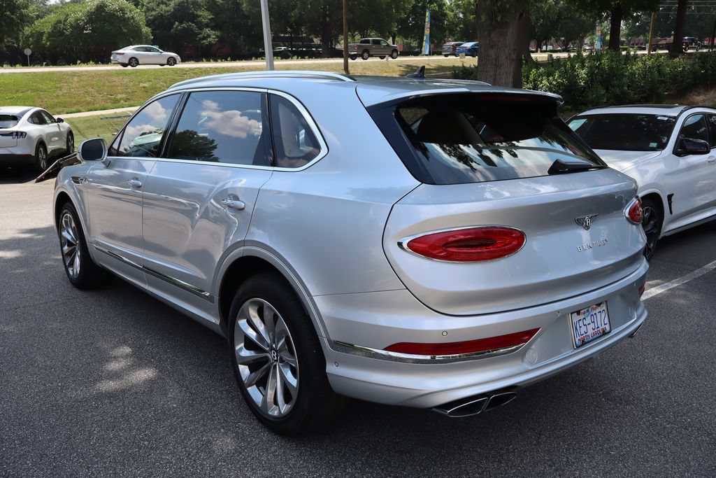 Used 2023 Bentley Bentayga Extended Wheelbase AWD/4WD image 6