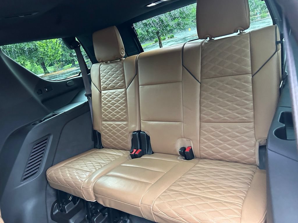 Used 2024 Cadillac Escalade Sport AWD/4WD image 44