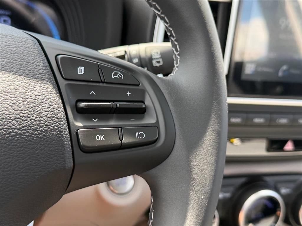 New 2026 Hyundai Venue SEL FWD image 16