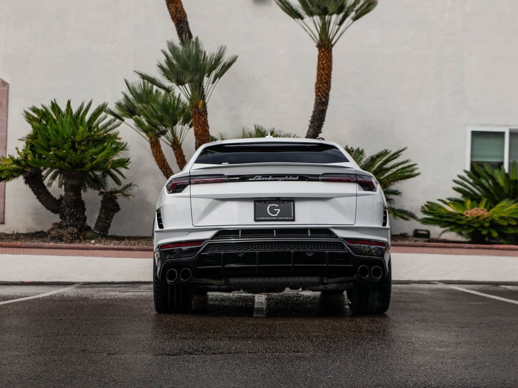 Used 2024 Lamborghini Urus S AWD/4WD image 4
