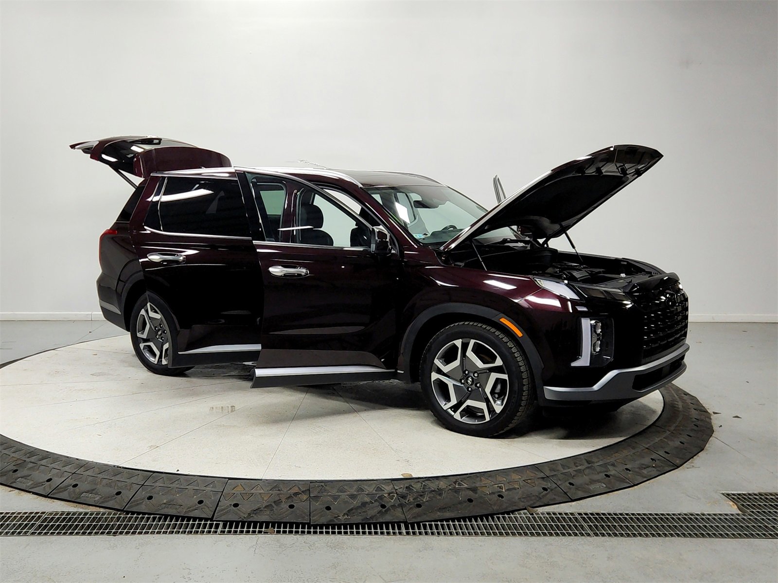 Used 2023 Hyundai Palisade SEL w/ Premium Package image 9