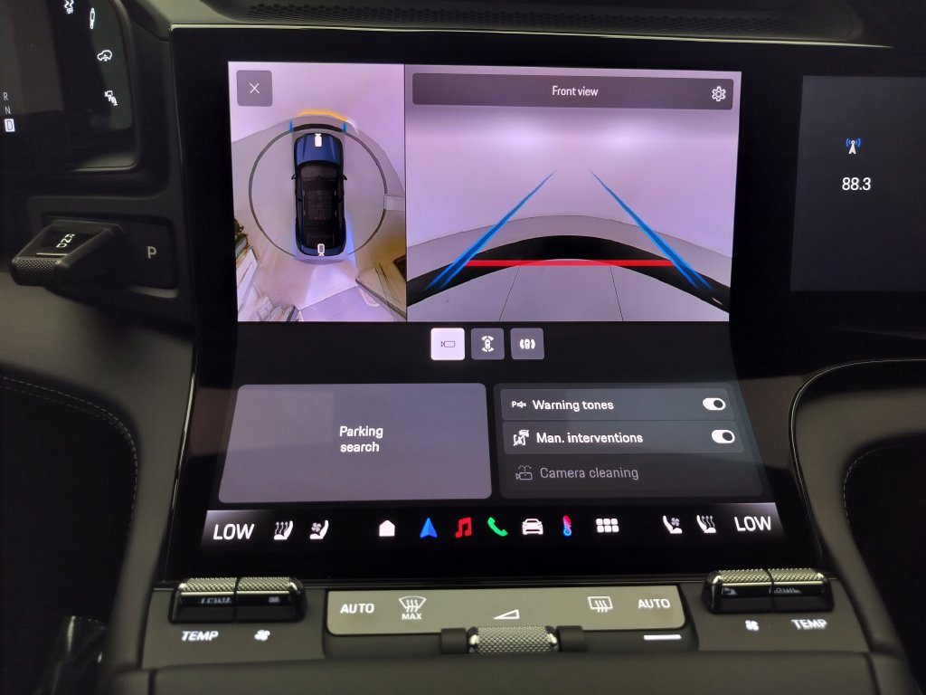 New 2026 Porsche Cayenne Electric Coupe AWD/4WD image 15