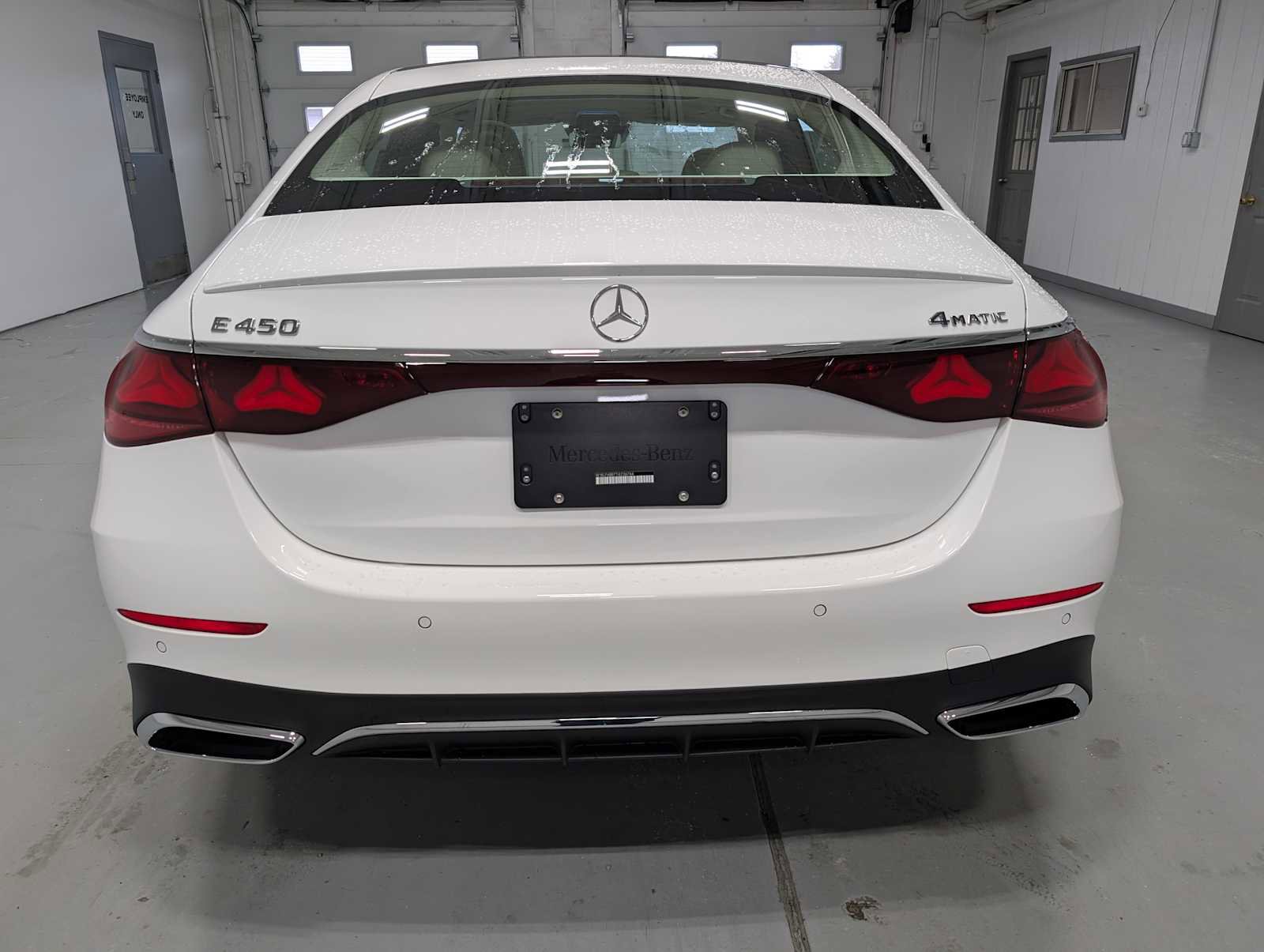 New 2026 Mercedes-Benz E 450 4MATIC Sedan image 9