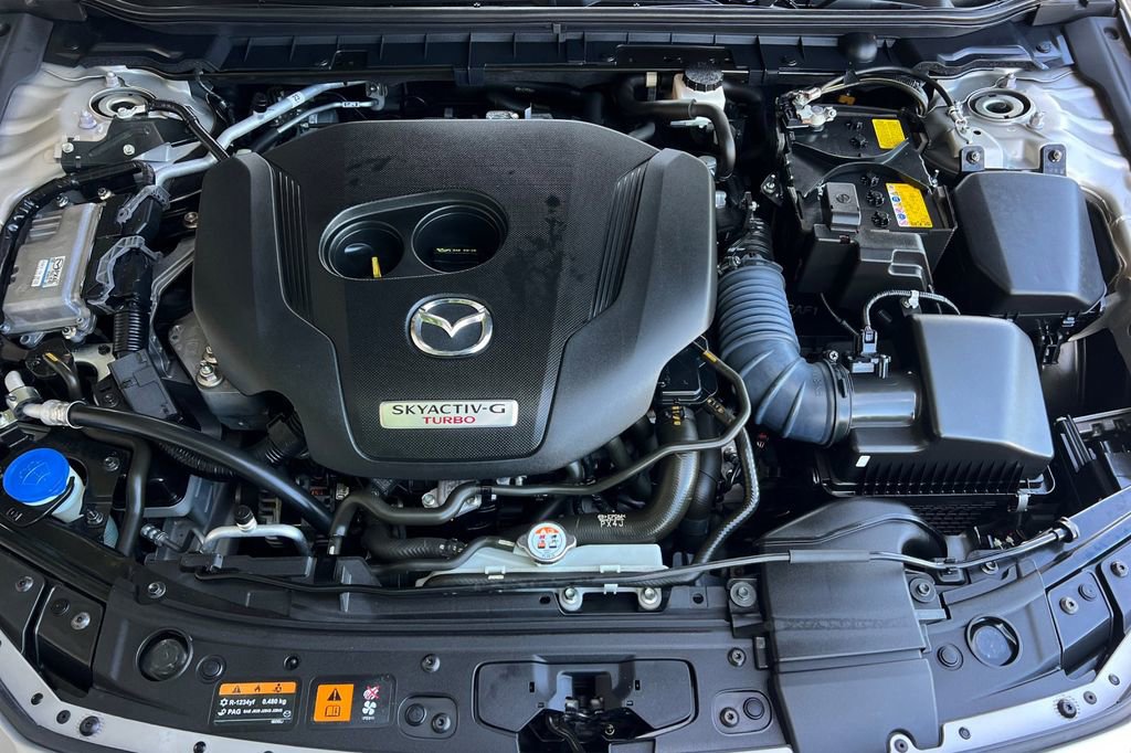 Certified 2022 MAZDA MAZDA3 s AWD/4WD image 33