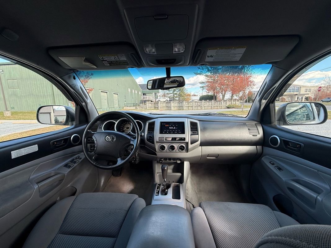Used 2010 Toyota Tacoma 4x4 Double Cab image 15