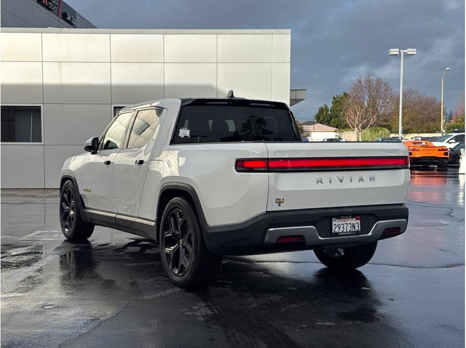 Used 2022 Rivian R1T Launch Edition image 7