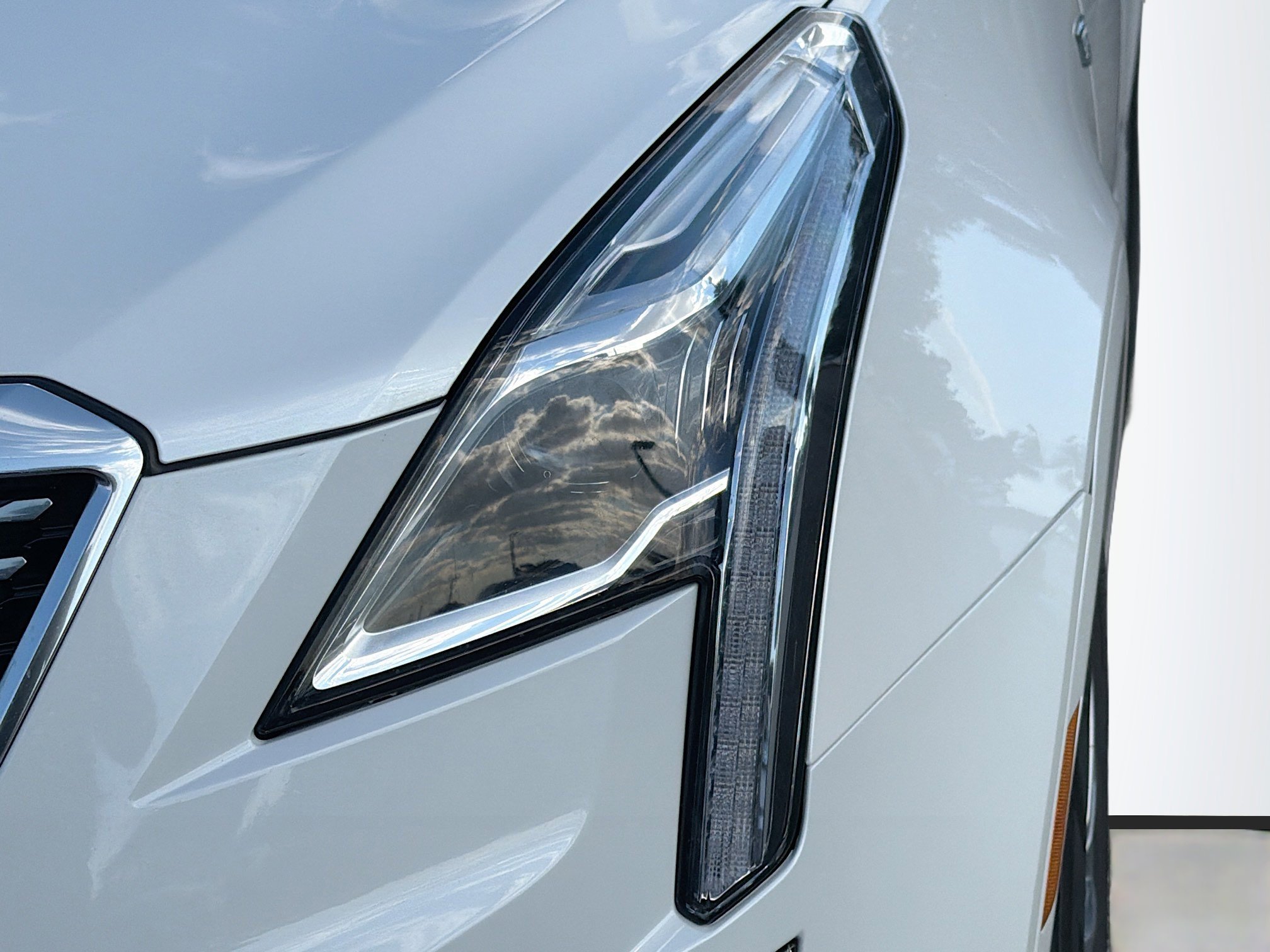 Used 2023 Cadillac XT5 Premium Luxury image 9