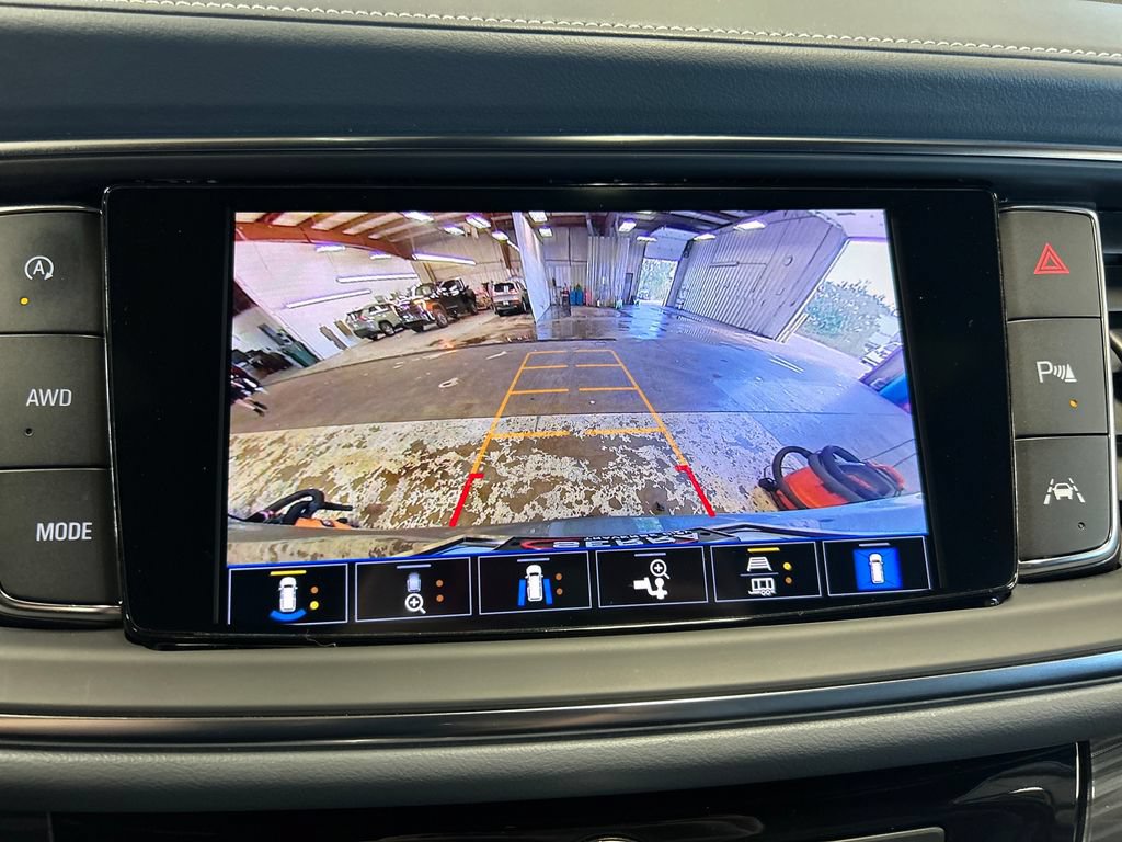 Used 2024 Buick Enclave Premium AWD/4WD image 26