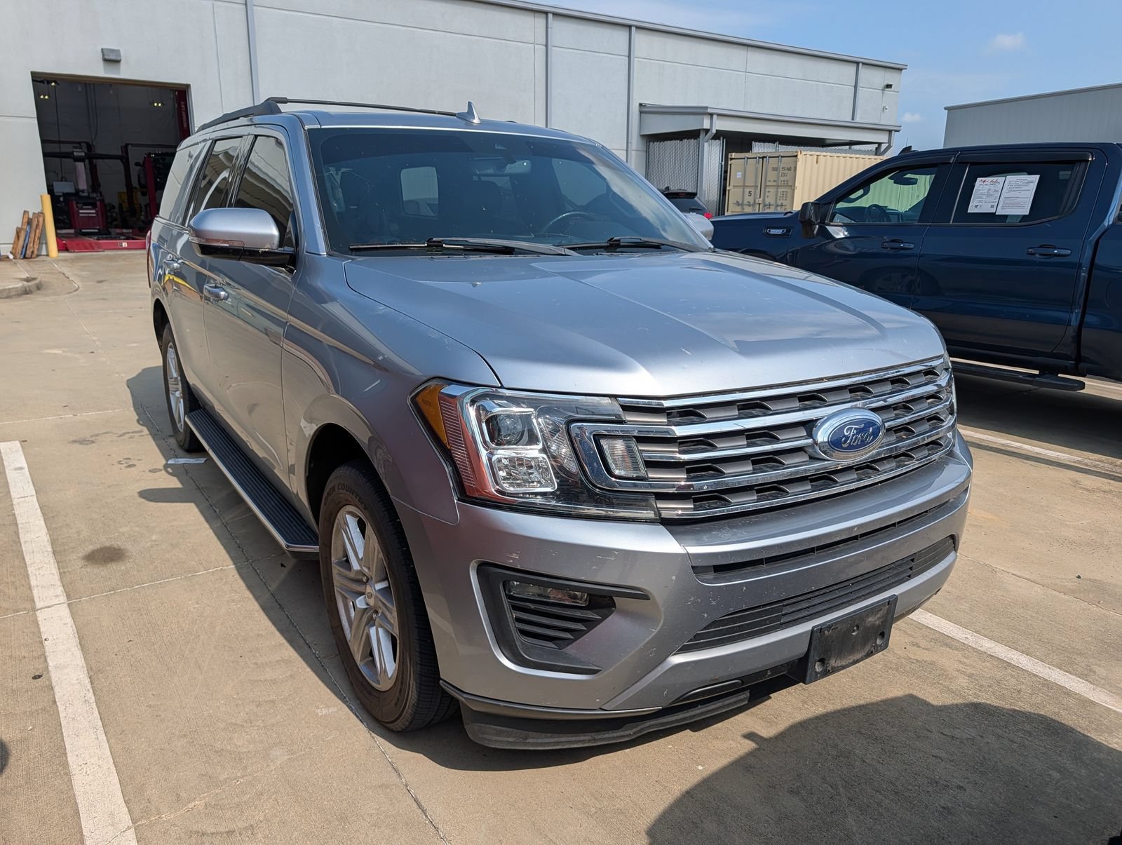 Used 2020 Ford Expedition XLT w/ Equipment Group 202A RWD image 7