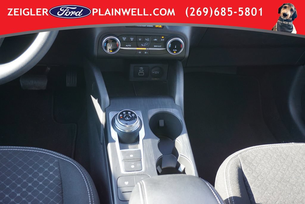 Used 2025 Ford Escape Active AWD/4WD image 15