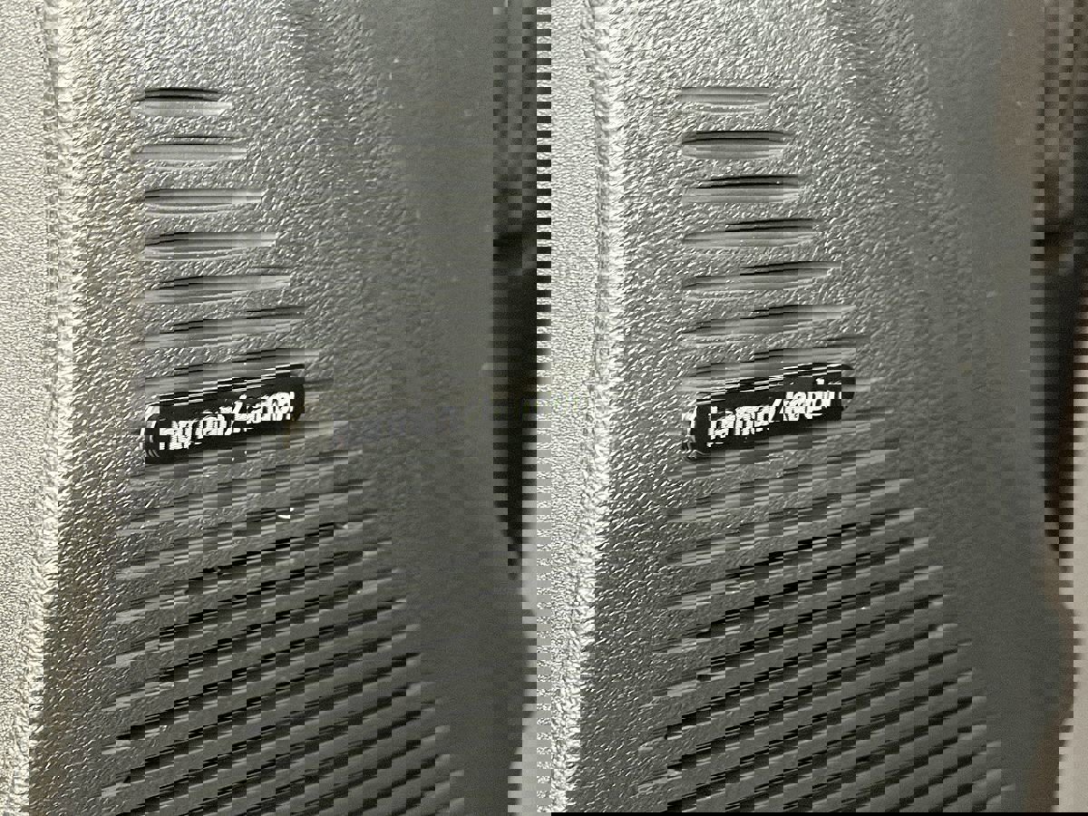 Used 2015 Dodge Challenger SRT Hellcat image 17