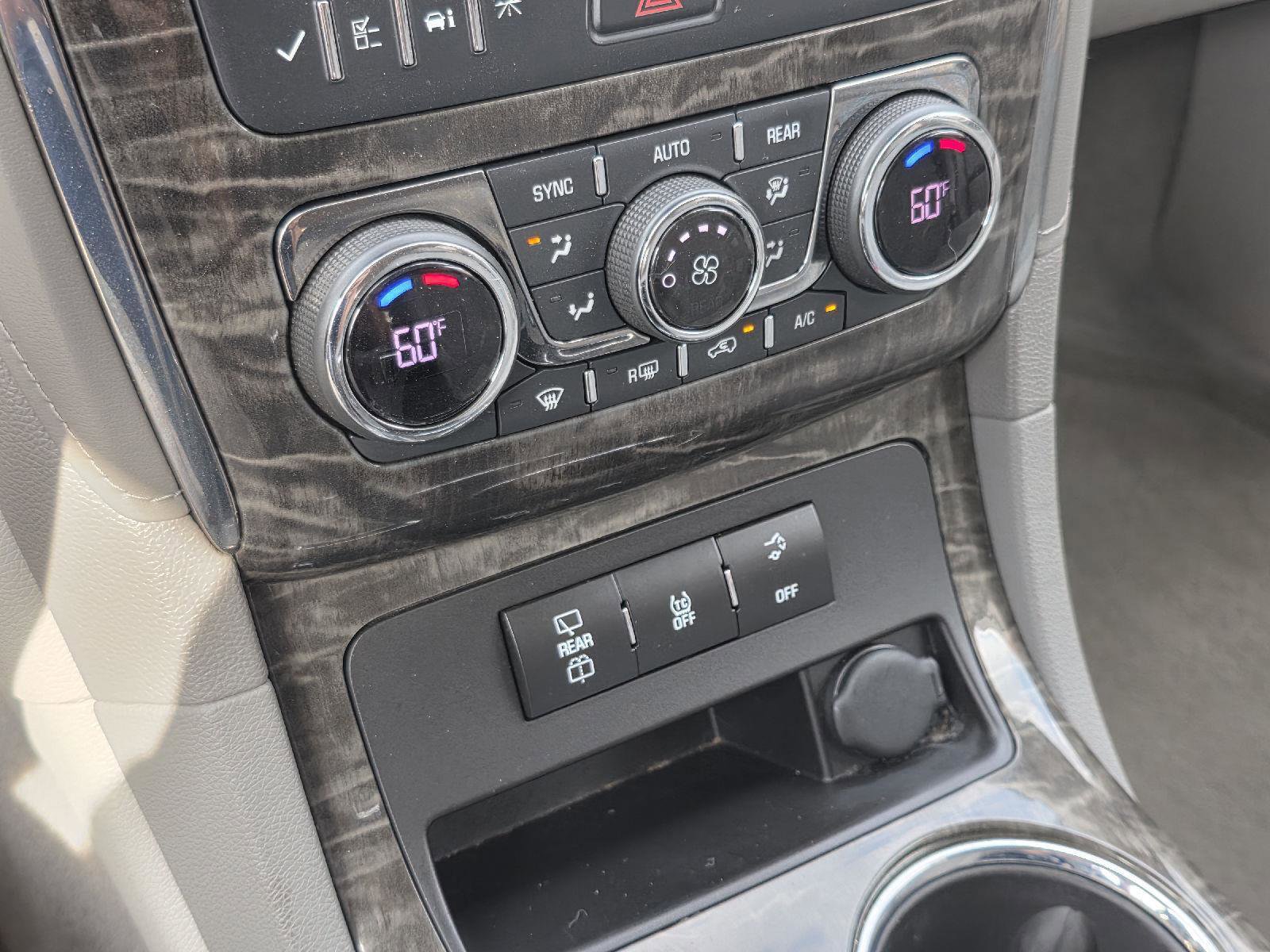 Used 2014 Buick Enclave Convenience FWD image 16
