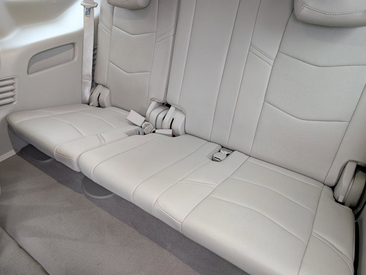 Used 2016 Cadillac Escalade Premium RWD image 10
