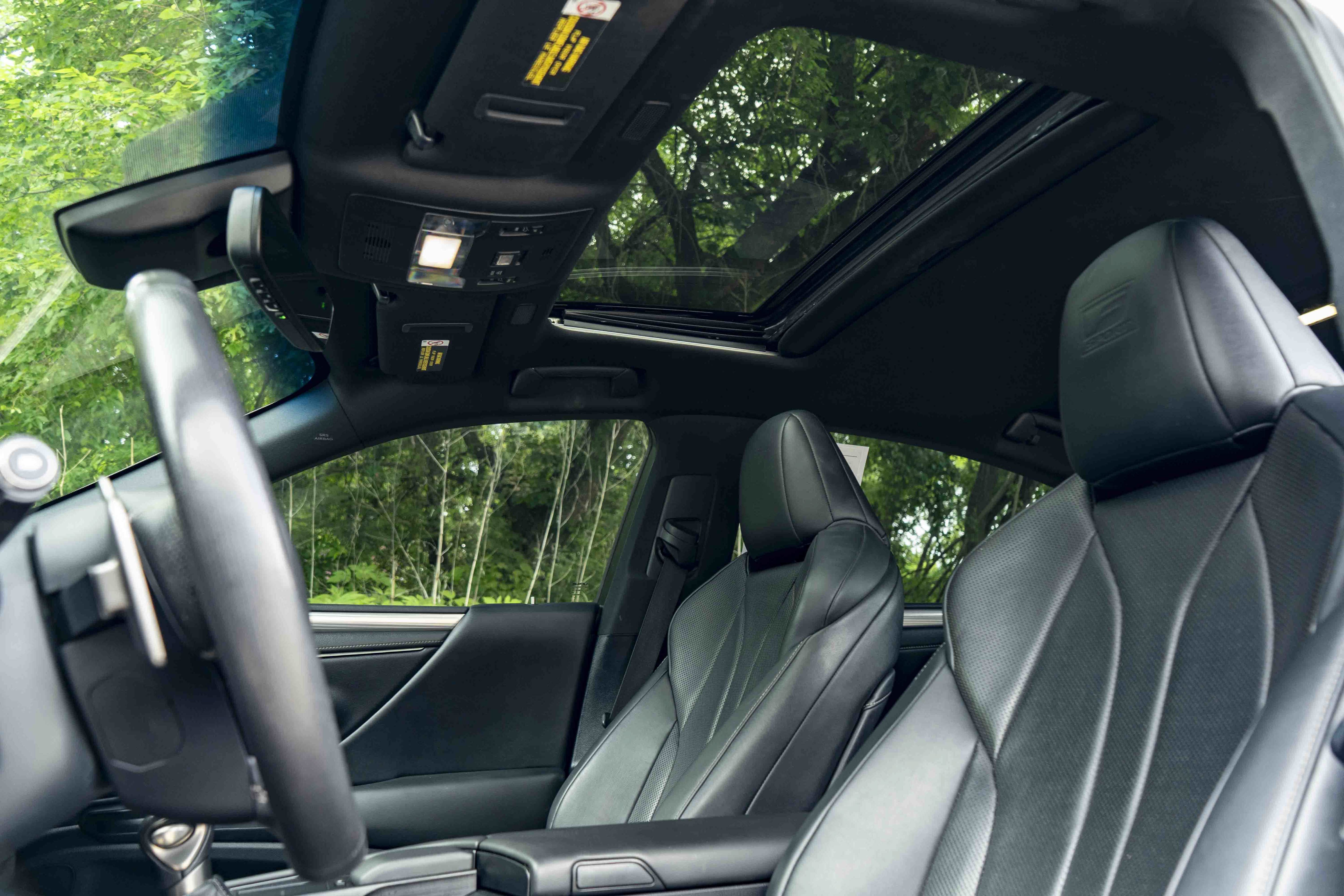 Used 2021 Lexus ES 350 F Sport w/ Accessory Package FWD image 36