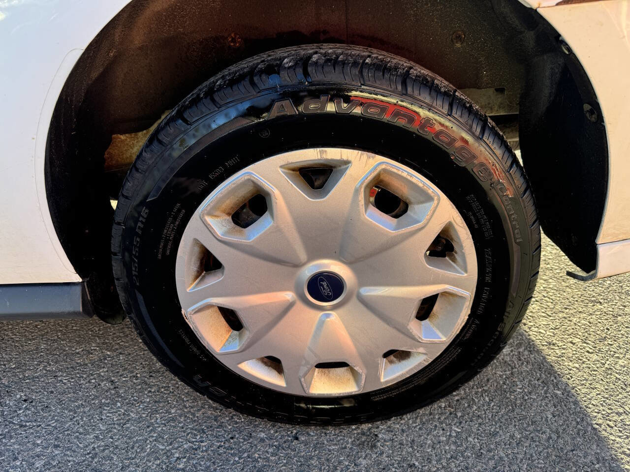 Used 2017 Ford Transit Connect XLT FWD image 24