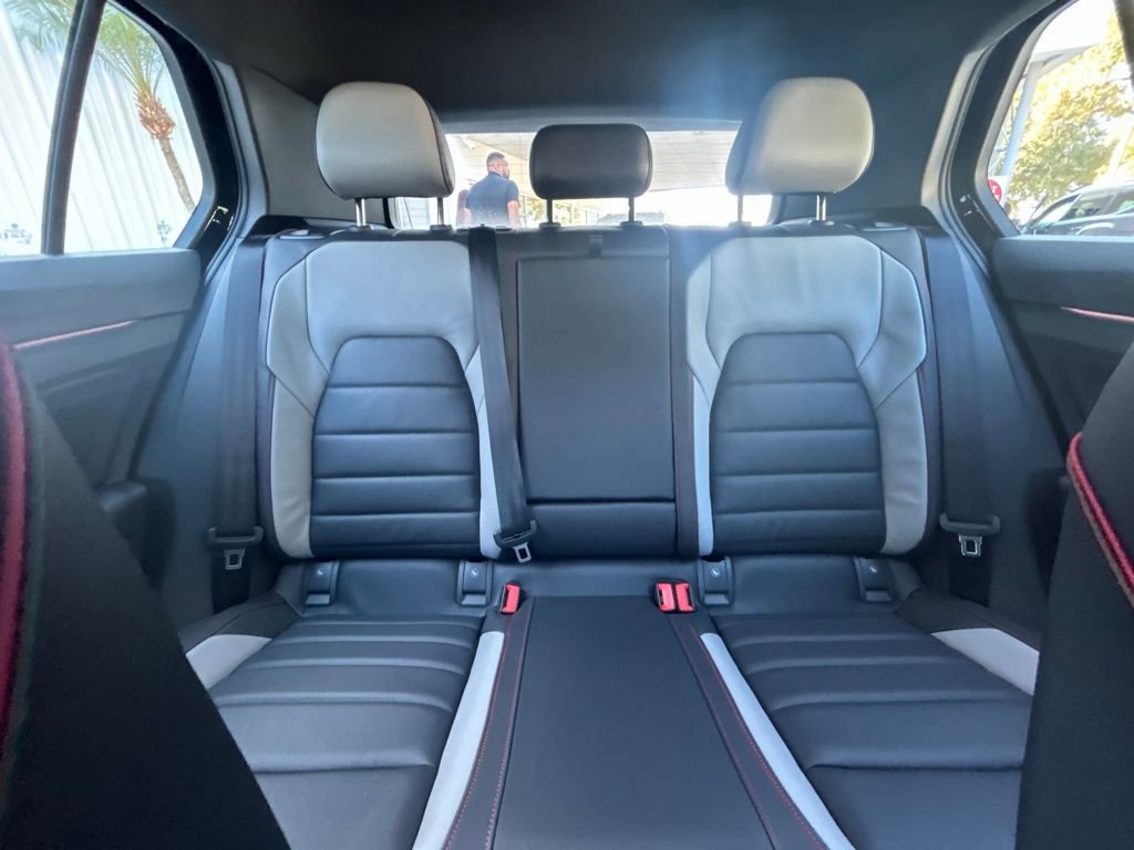 New 2026 Volkswagen GTI SE image 13
