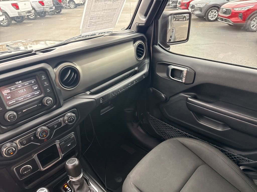 Used 2019 Jeep Wrangler Unlimited Sport image 19