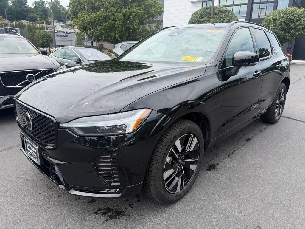 Used 2026 Volvo XC60 B5 Plus w/ Climate Package