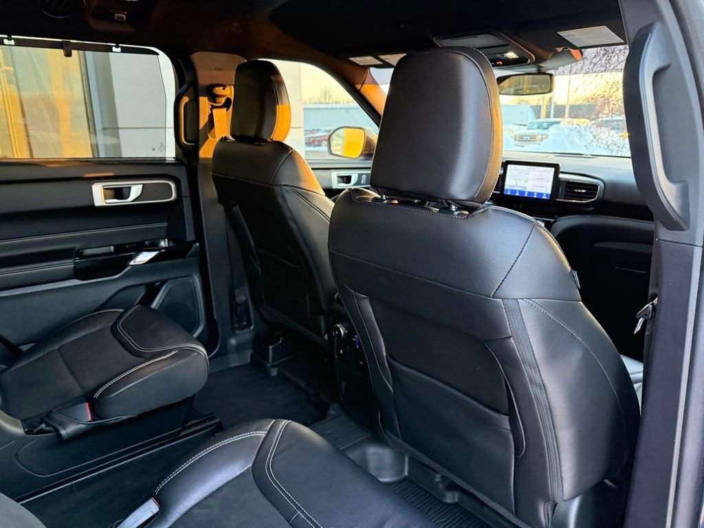 Used 2022 Ford Explorer ST image 24