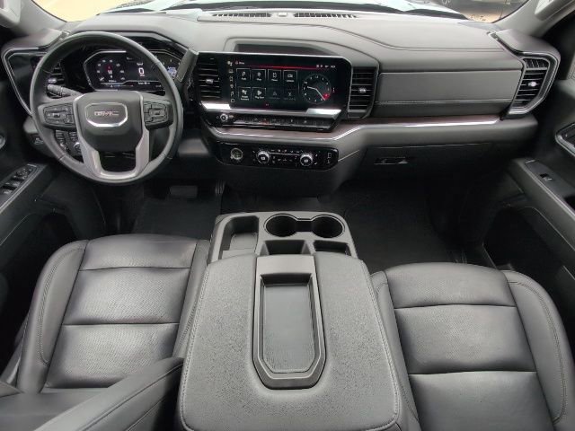 Used 2024 GMC Sierra 1500 SLT AWD/4WD image 5