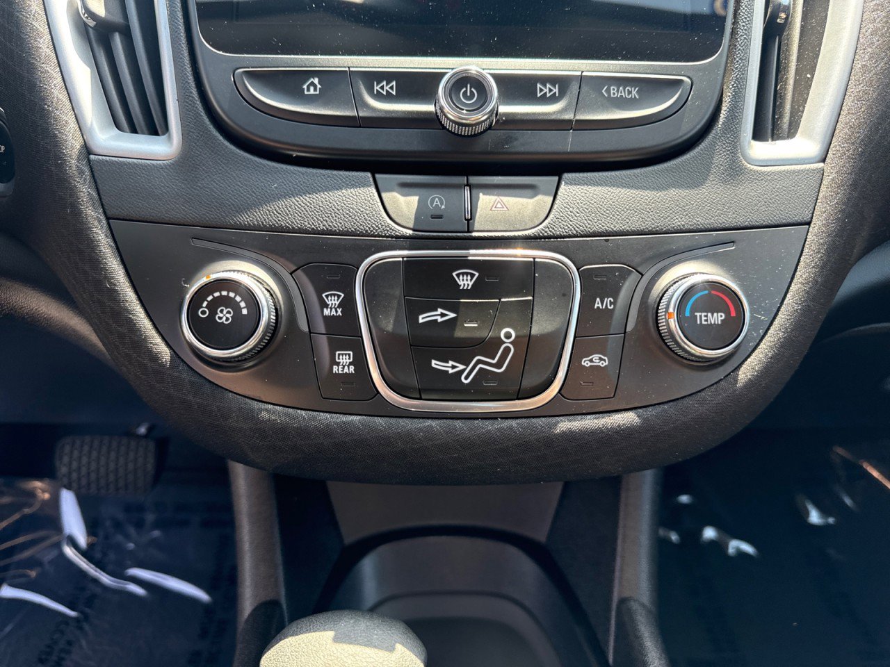 Used 2024 Chevrolet Malibu RS image 27