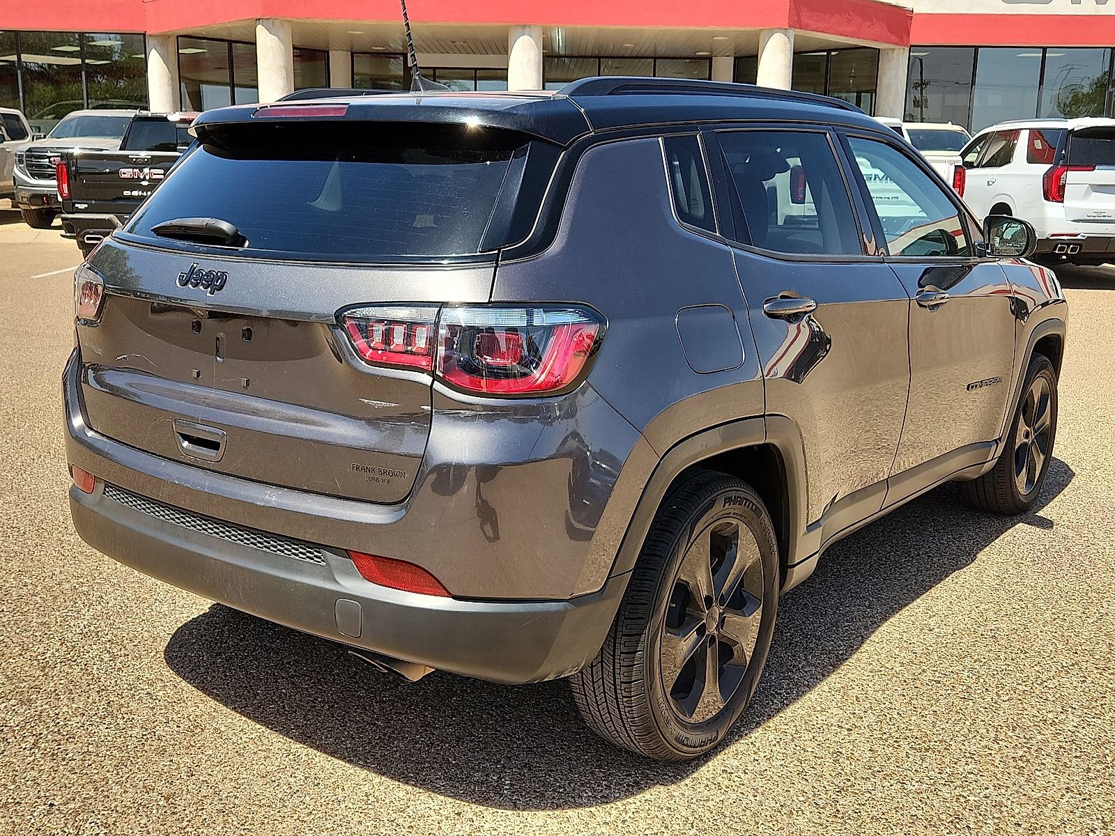 Used 2021 Jeep Compass Latitude FWD image 4