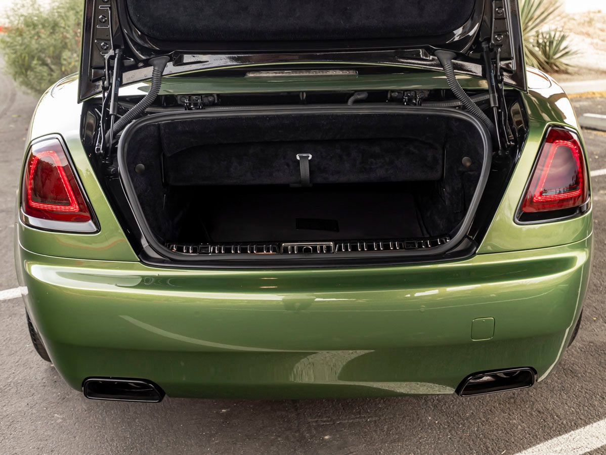 Used 2016 Rolls-Royce Dawn image 24