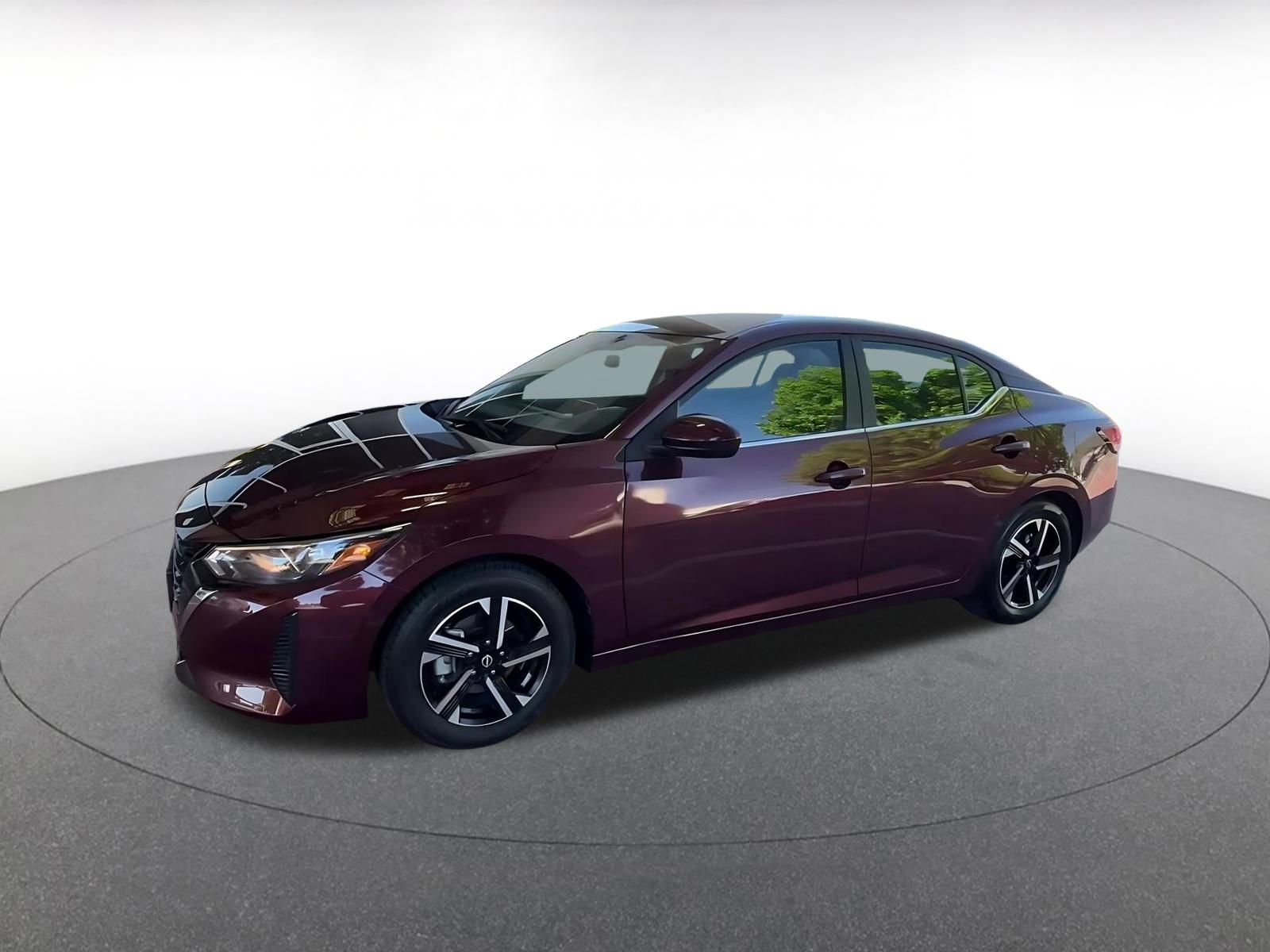 Used 2025 Nissan Sentra SV image 4